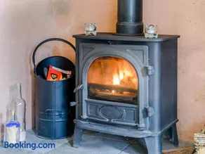 2 Bed in Crediton oc-79431 - Image 3