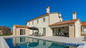 Voll ausgestattete charmante Villa mit privatem Pool, Garten und Terrasse - Image 1