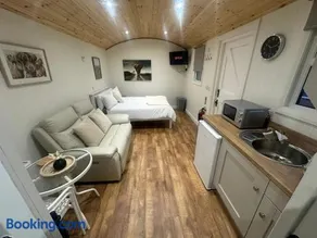 Doon Shepherds Hut - Image 3