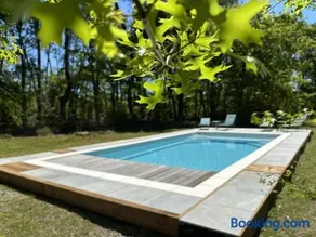 Atractivo gîte con jardín, piscina y terraza - Image 1