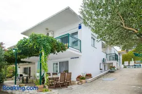 Apartments Zovko - Image 1