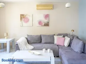 Mediterranean Escape - Coastal 2-Bedroom Apartment Limassol - Image 4