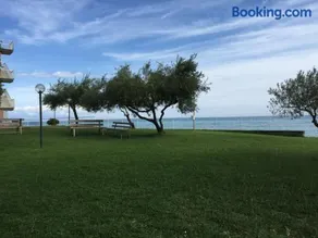 Seafront Apartment Il Gabbiano - Image 4