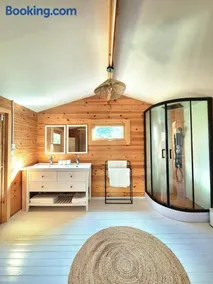 Suite privée indépendante en bois- Sud Ardèche - Image 3