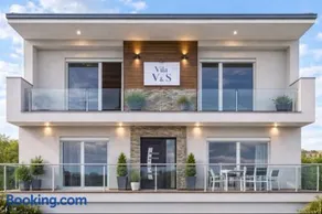 Vila V & S - Image 1