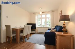 Air Maison - Emsworths Cosy Bungalow - Image 2