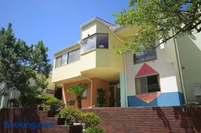 Inn Between Waves - Image 1