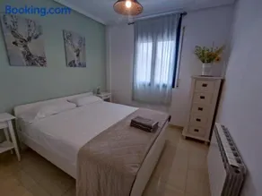 8Beds Vila-seca - Image 2