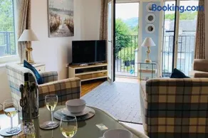 Riverside View Apartment in Balloch, Loch Lomond - Image 2