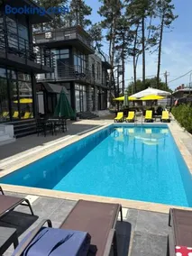 Blue Horizon Apartments - Image 2