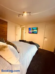 Regent Apartment - FREE PARKING - Image 2