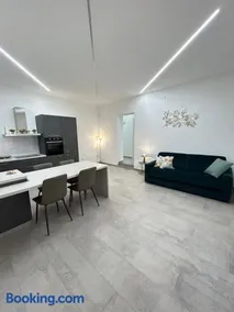 Mongibello Apartment - Image 4