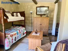 Magical Malewa Sweet Suite - Image 3