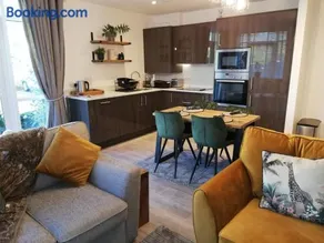 Executive Apartment nr NEC, BP Pulse Live, Hampton In Arden - Image 2