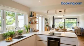 Croyde Broadlands 5 Bedrooms - Image 3