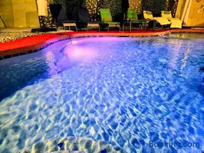 NEW Pool Gym Resort Village Central to PHX Tempe Scottsdale and Sky Harbor - Image 1