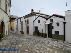 Vacanza alla Chiesa Diruta - Image 2