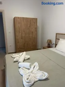 Galini Apartments - Image 1