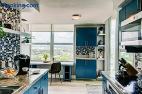 Luxury 2-story Penthouse located in Coconut Grove Hotel-includes Parking - Image 5