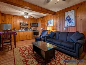 Stemwinder 6B 1 Bedroom, 1 Full Bath, Slope Side - Image 1