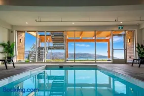 304 - Chic Minimalist Condo - River & Serenity - Image 3