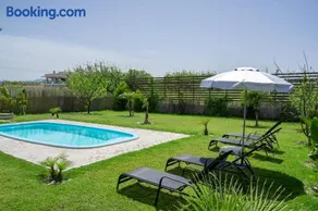 M&B Luxury House - Image 1