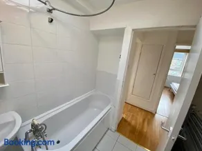 Carnegie - 1BD, steps away from Arthur's Seat - Image 5