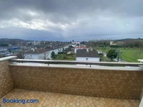 Appartement charmant à Auch - 80 m² avec balcon - Image 4