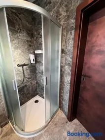 GENIUS APARTMENTS - Adults Only - Image 3