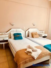 Hotel George - Image 1