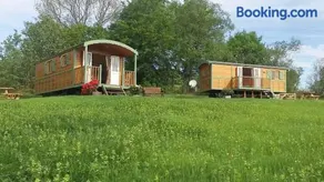 The Hideaway Huts - Image 1