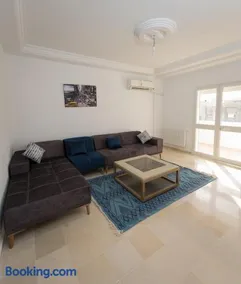 Flamingo Apartment 4 - Image 1