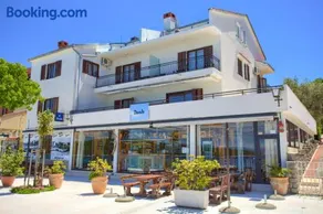 Apartments Dundo - Image 2