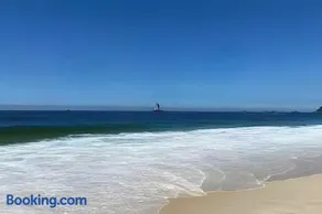 Apto de Copacabana amplo arejado 300 mt da praia - Image 5