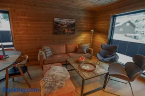 Mountain View Apartment 201 - Image 2