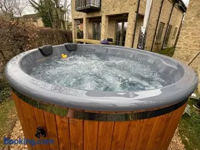Cottage adapté aux familles avec barbecue, terrasse et piscine | Avec animaux autorisés - Image 2
