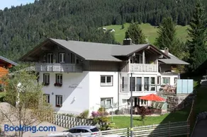 Landhaus Maria Theresia - Image 1