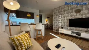 Priestranný útulný 2-izbový apartmán v centre Trnavy - Image 4