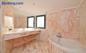 Apartamentos Puigsapera - Image 1