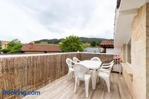 Ferienhaus 'La Casita De La Pitufa' mit Bergblick, privater Terrasse und Wi-Fi - Image 1