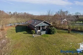 Cottage Near Idyllic Peaceful Sandy Beach - Image 4
