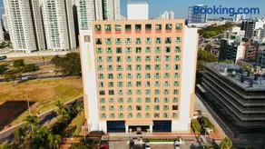 Quarto Mobiliado no Hotel Comfort Taguatinga com Wi-Fi, Ar condicionado e Estacionamento Grátis - Image 4