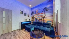 Apartament LAS VEGAS DE LUX-Deptak Dworcowa - Image 1