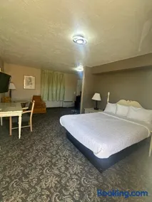 Mexican Hat Lodge - Image 5