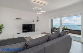 Lovely Apartment In Kostrena With Swimming Pool - Image 3