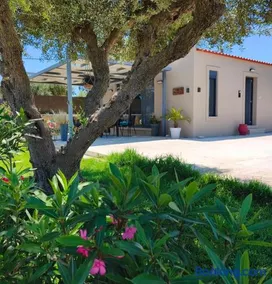Villa secrecy - Image 3