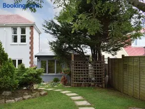 Apple Tree Cottage - Image 1