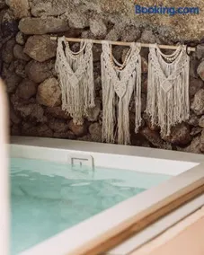 Cueva Thalia - luxury cave with heated indoor pool and garden - Image 3
