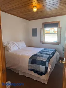 Oceanfront Beach Cottage 2BR Pet Friendly - Image 5