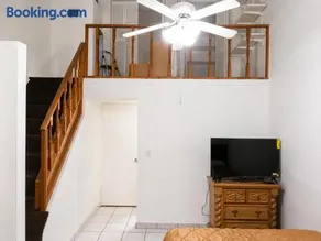 3BR • Step-Free Entry • 2 Free Parking Spots - Image 2
